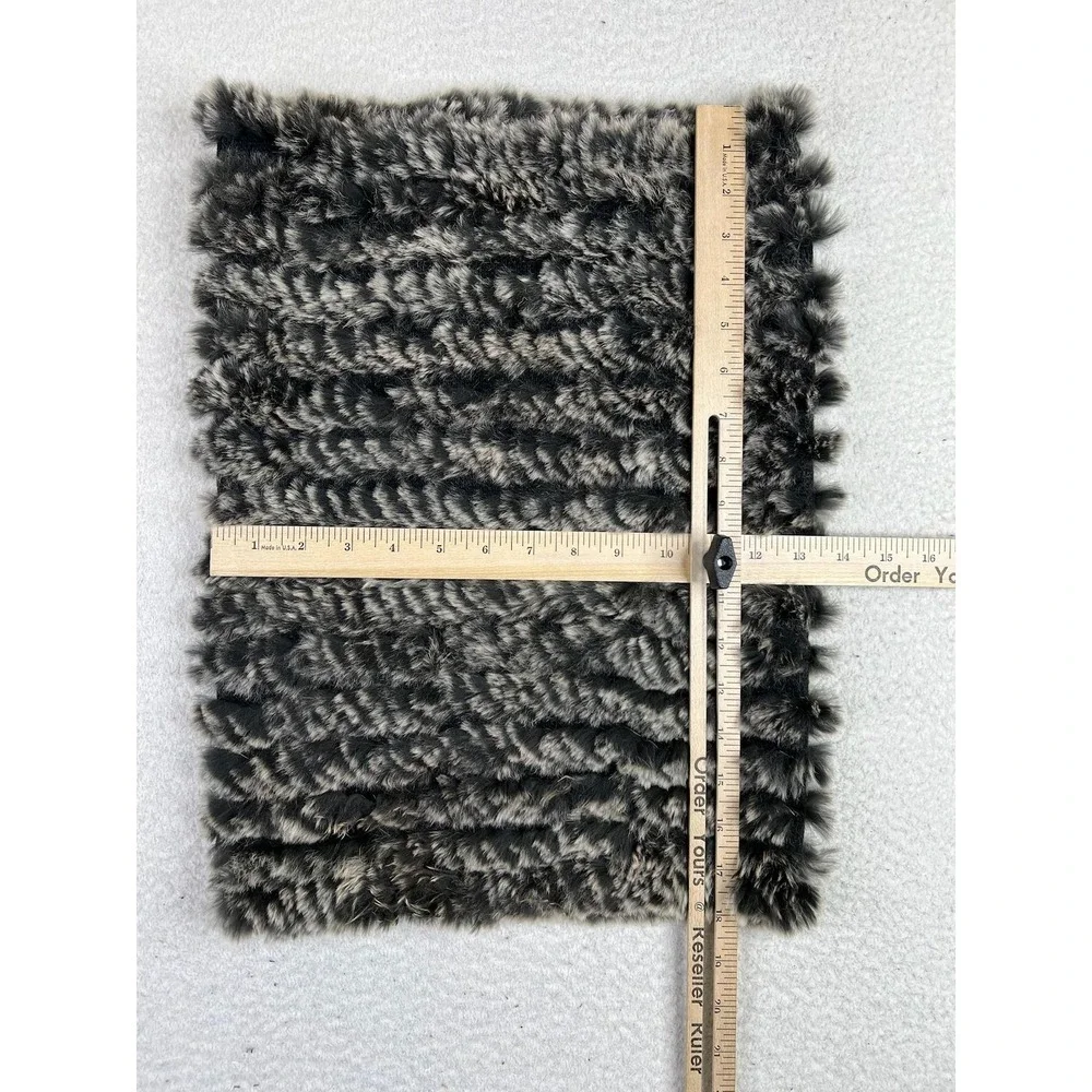 BLACK Saks Fifth Avenue Scarf Womens One Size Gray Rabbit Fur Cowl Neck Warmer
